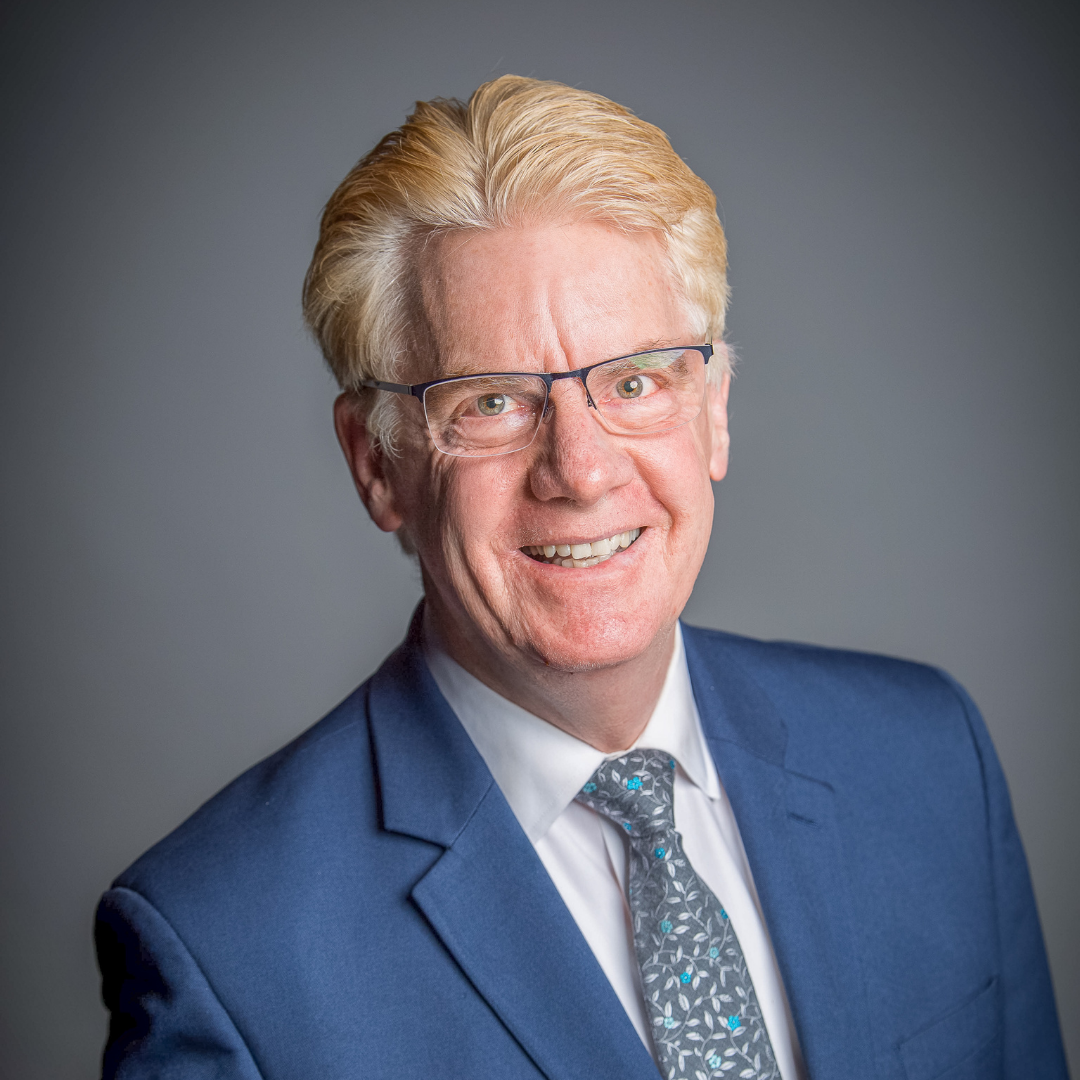 Phil Deschaine Headshot 